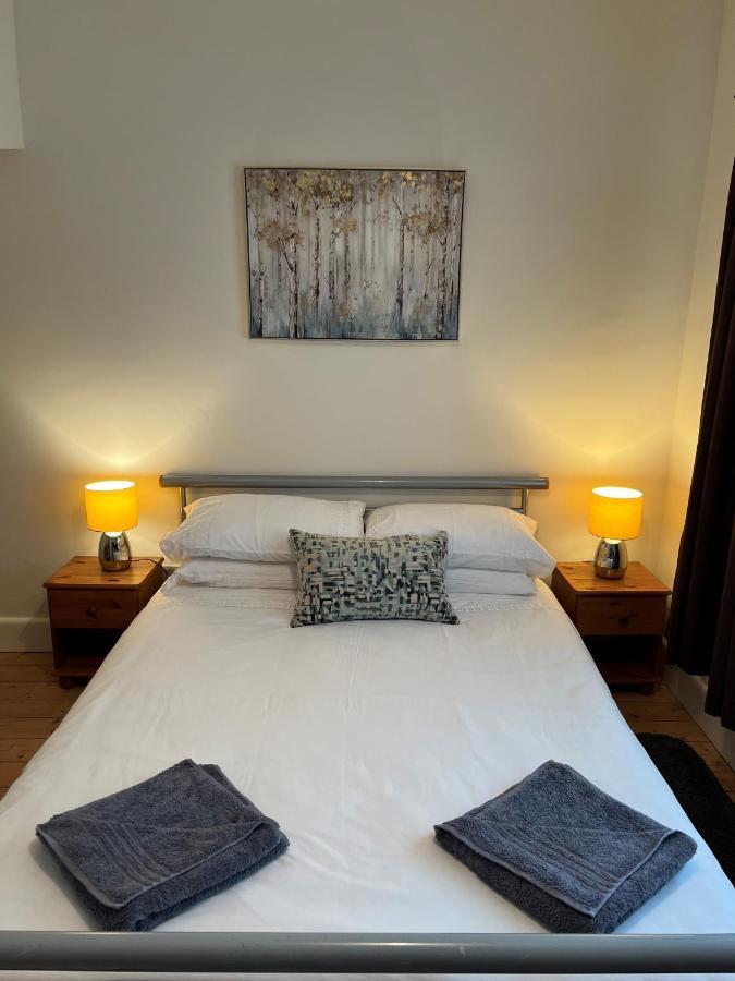 Cheerful 3 Bedroom Cottage In Central Location 앰블사이드 외부 사진